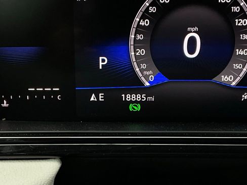 Used 2025 Volkswagen Taos S image 37