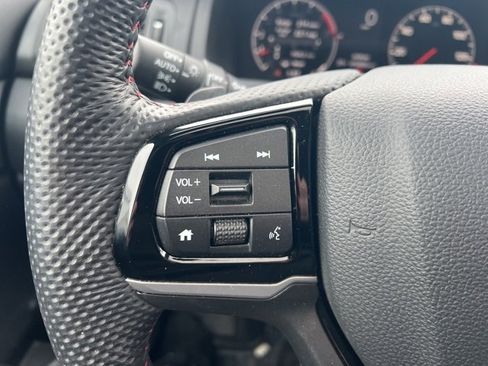 Used 2024 Honda Ridgeline Black Edition image 10