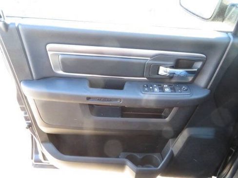 Used 2022 RAM 1500 Warlock AWD/4WD image 13
