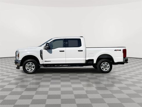 Certified 2026 Ford F250 XLT AWD/4WD image 2