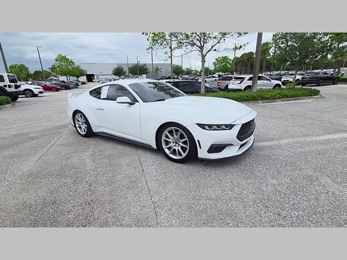 Used 2024 Ford Mustang Coupe RWD image 34