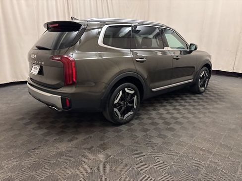Certified 2024 Kia Telluride S FWD image 5
