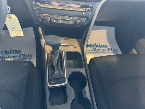 Used 2018 Kia Optima LX image 19