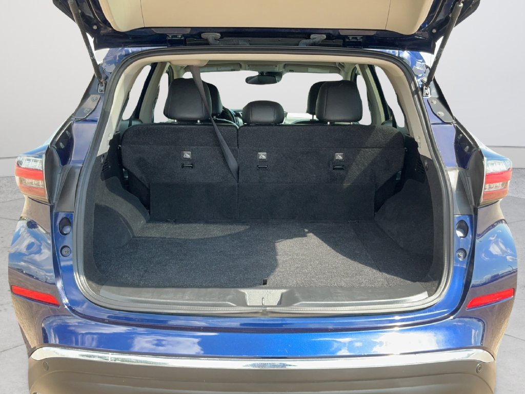Used 2023 Nissan Murano SV FWD image 21