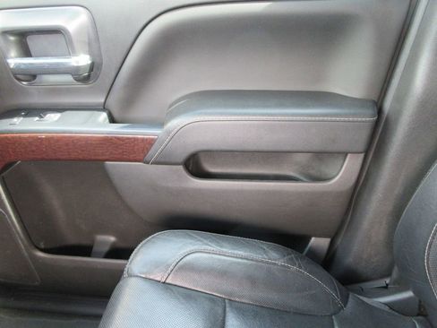 Used 2018 GMC Sierra 1500 SLT image 38