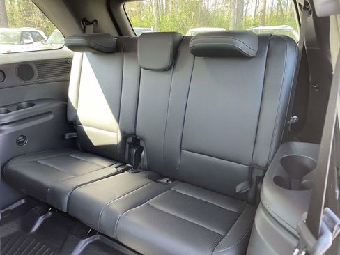 Certified 2026 Hyundai Palisade SEL image 12