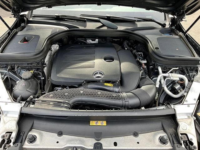 Certified 2022 Mercedes-Benz GLC 300 4MATIC image 32