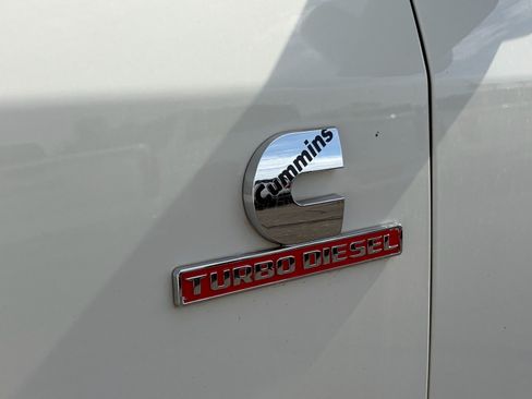 Used 2019 RAM 3500 Laramie AWD/4WD image 7