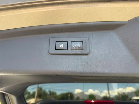 Used 2022 Subaru Outback Premium AWD/4WD image 8