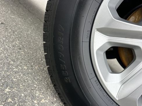 Used 2019 Toyota Tacoma SR image 27