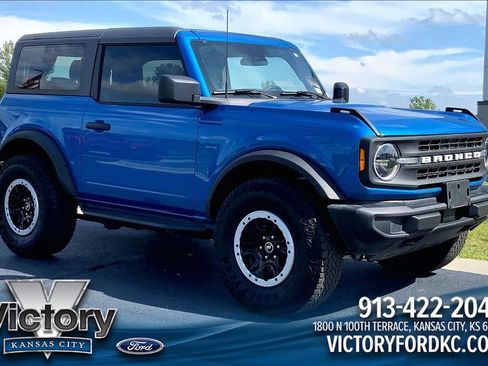 Used 2025 Ford Bronco 2-Door AWD/4WD image 1