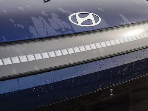 New 2026 Hyundai Ioniq 9 SEL AWD/4WD image 4