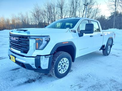New 2026 GMC Sierra 2500 Pro w/ X31 Off-Road Package