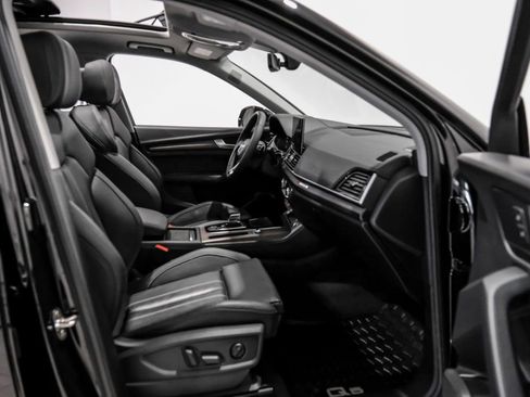 Used 2024 Audi Q5 e Prestige w/ Prestige Package AWD/4WD image 39