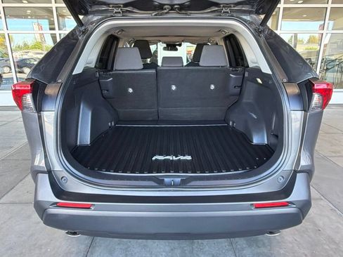 Certified 2023 Toyota RAV4 XLE w/ Convenience Package FWD image 16