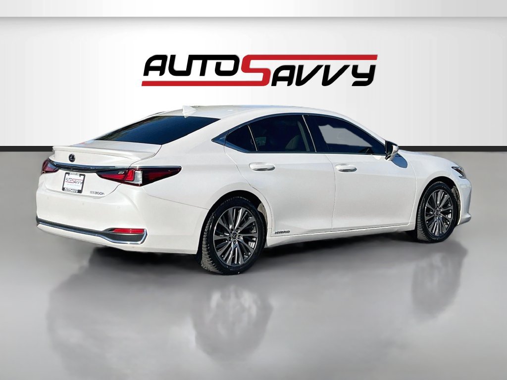 Used 2019 Lexus ES 300h w/ Premium Package FWD image 7