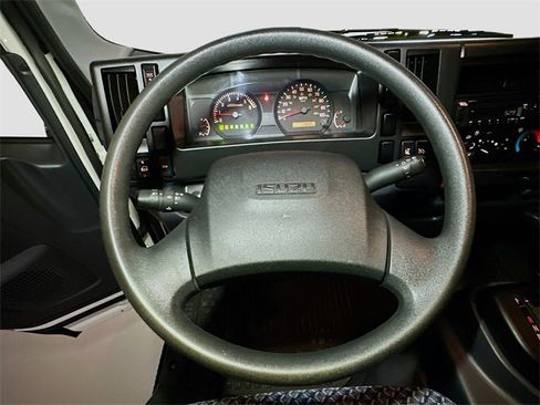Used 2024 Isuzu NPR image 10