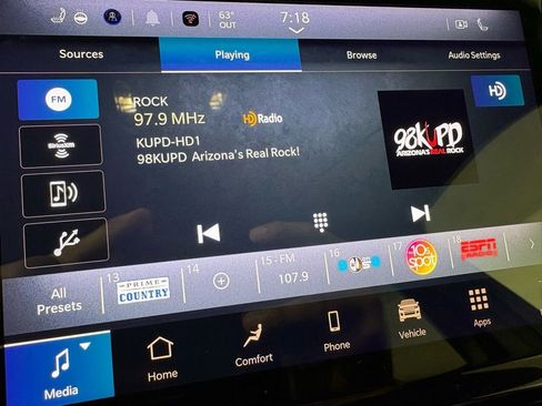 Used 2024 Jeep Grand Cherokee L Limited w/ Luxury Tech Group II image 33