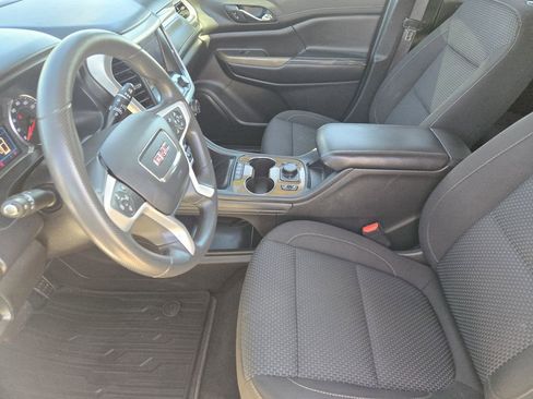 Used 2021 GMC Acadia SLE w/ Driver Convenience Package image 15