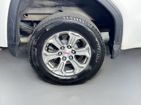 Used 2025 GMC Sierra 1500 SLT AWD/4WD image 37