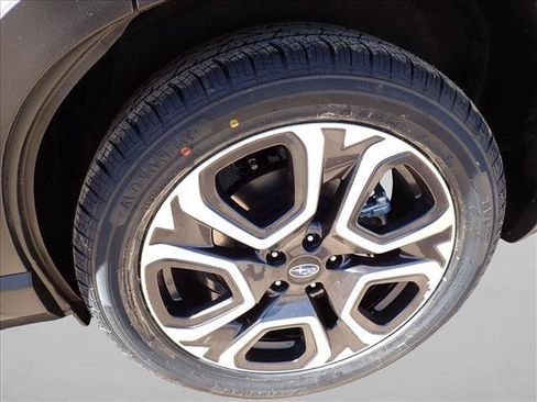 Used 2023 Subaru Ascent Limited w/ Technology Package AWD/4WD image 7