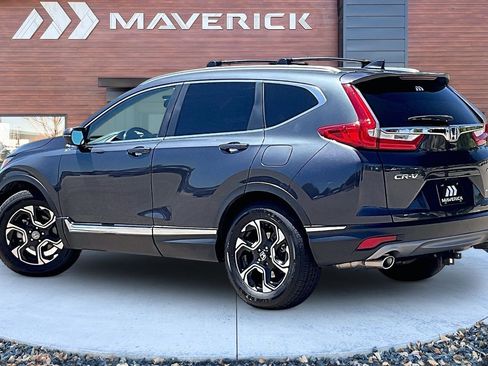 Used 2019 Honda CR-V Touring image 4