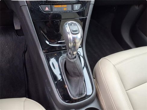 Used 2019 Buick Encore Essence w/ Experience Buick Package image 18