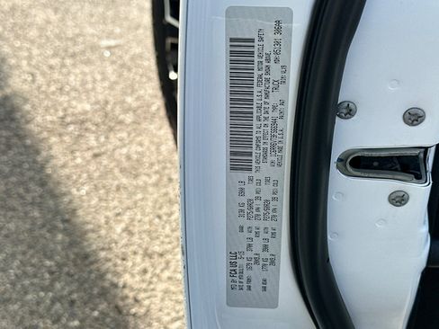 Used 2015 RAM 1500 Laramie w/ Convenience Group RWD image 39