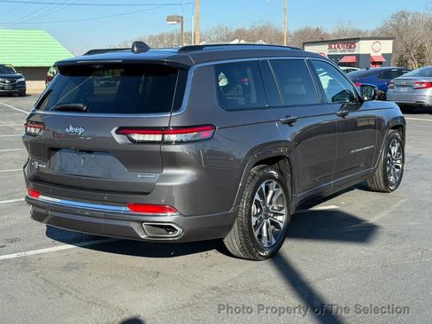 Used 2021 Jeep Grand Cherokee L Overland w/ Luxury Tech Group IV image 16