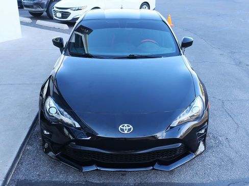 Used 2019 Toyota 86 TRD SE image 17
