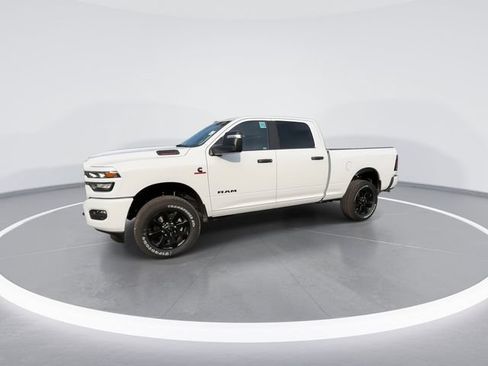 New 2026 RAM 2500 Big Horn AWD/4WD image 4