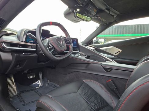 Used 2024 Chevrolet Corvette Stingray Premium Cpe w/ 3LT image 12