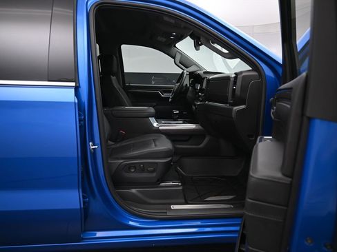 Used 2022 Chevrolet Silverado 1500 LTZ AWD/4WD image 28