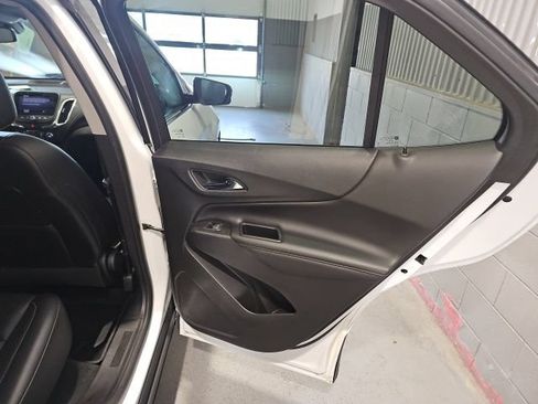 Used 2019 Chevrolet Equinox Premier w/ LPO, Floor Liner Package AWD/4WD image 21