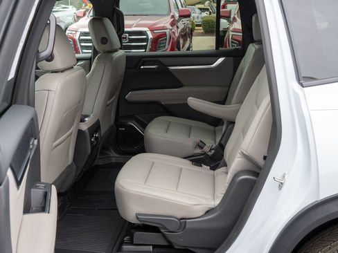 New 2026 GMC Acadia Elevation w/ Elevation Premium Package image 19