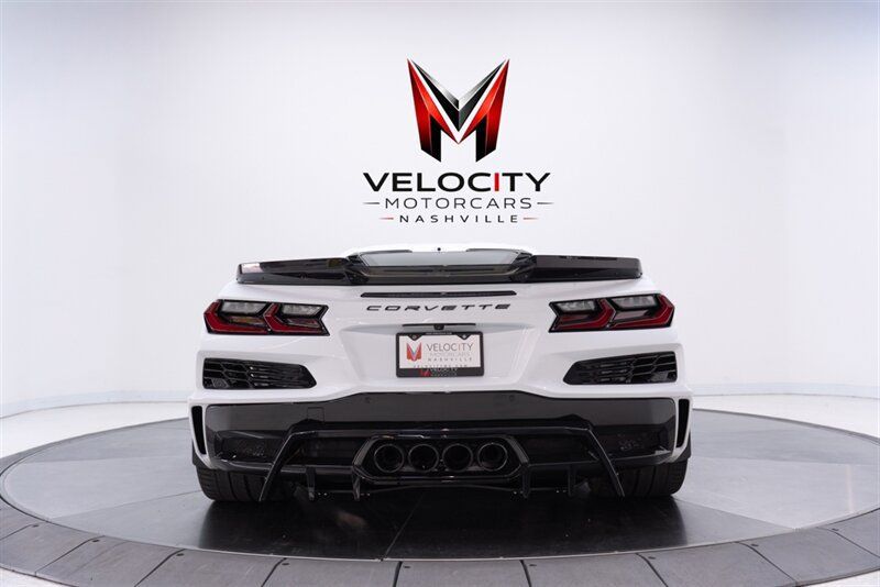 Used 2025 Chevrolet Corvette Z06 w/ Stealth Interior Trim Package RWD image 19
