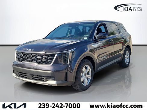 New 2026 Kia Sorento LX FWD image 3