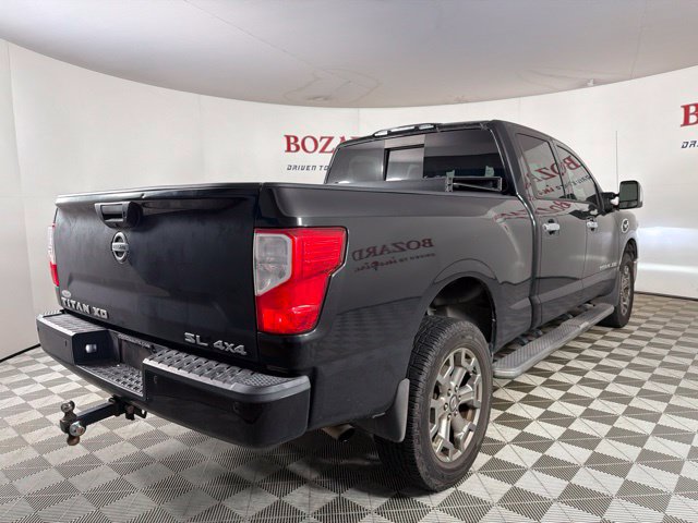 Used 2018 Nissan Titan SL w/ Chrome Package AWD/4WD image 11