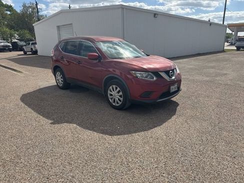 Used 2016 Nissan Rogue S image 4