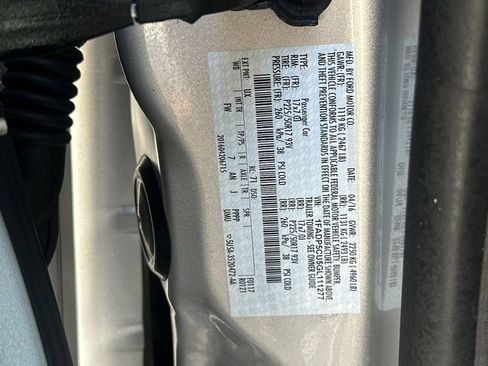 Used 2016 Ford C-MAX Energi SEL w/ Equipment Group 302A FWD image 32