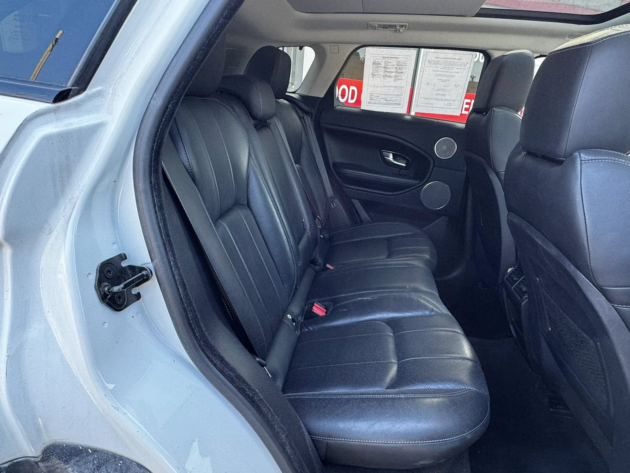 Used 2018 Land Rover Range Rover Evoque SE Premium AWD/4WD image 14