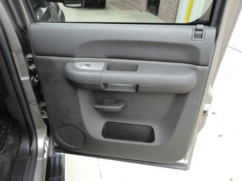 Used 2012 Chevrolet Silverado 2500 LT w/ Interior Plus Package image 14