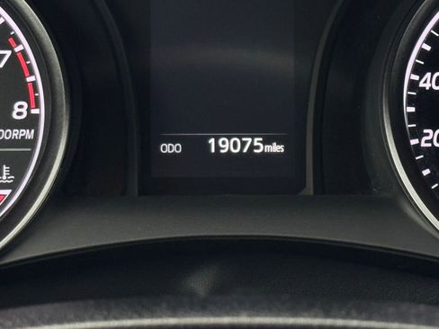 Used 2024 Toyota Camry SE image 18