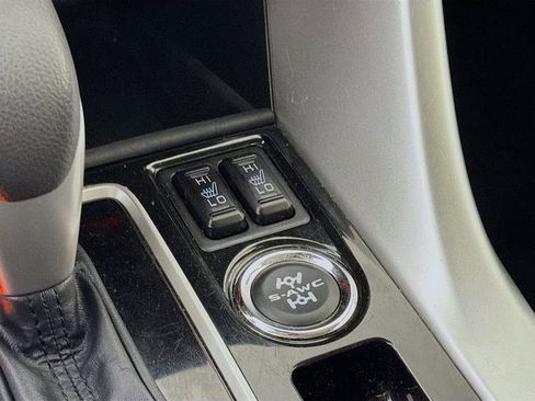 Used 2024 Mitsubishi Eclipse Cross SE image 23