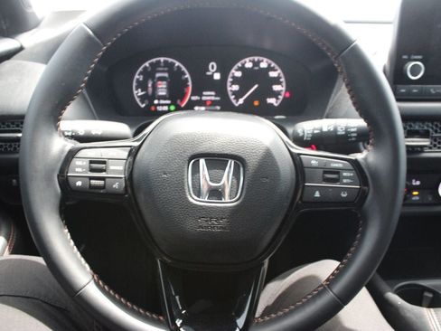 Used 2025 Honda HR-V Sport image 12