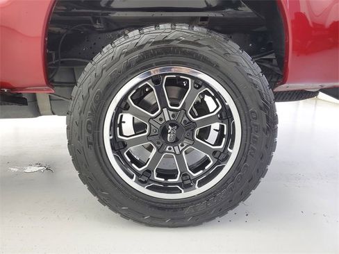 Used 2016 Ford F250 Lariat w/ Lariat Ultimate Package image 11