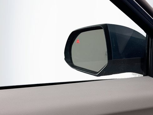 Used 2024 Hyundai Ioniq 5 SEL image 16