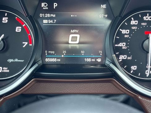 Used 2018 Alfa Romeo Stelvio Ti Sport AWD/4WD image 18