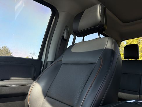 Used 2025 Ford F250 Lariat w/ Black Appearance Package AWD/4WD image 24