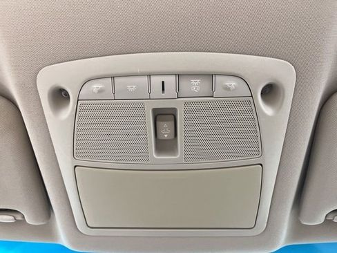 Used 2015 Nissan Altima 2.5 SV w/ Convenience Package FWD image 34